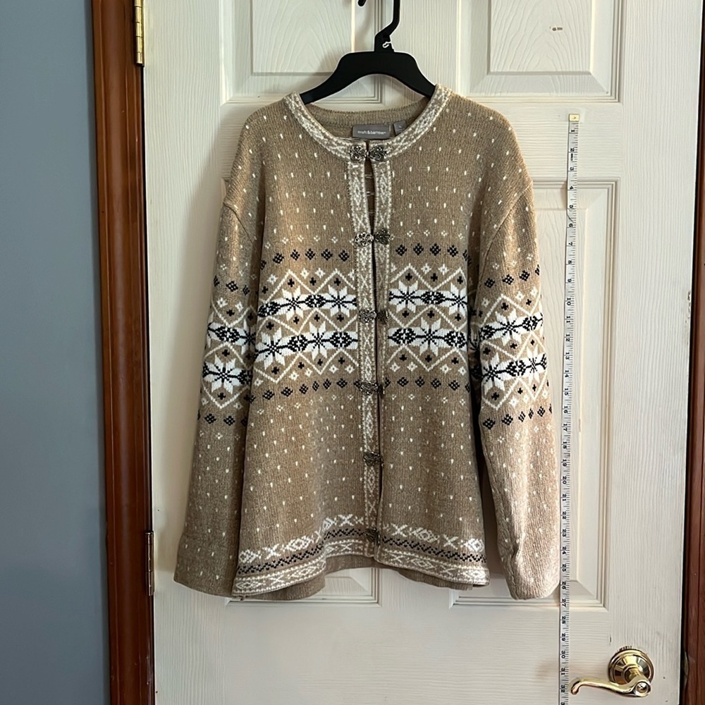 VTG-Croft & barrow-L-tan/black/white-chenille, fair Isle Nordic cardigan sweater